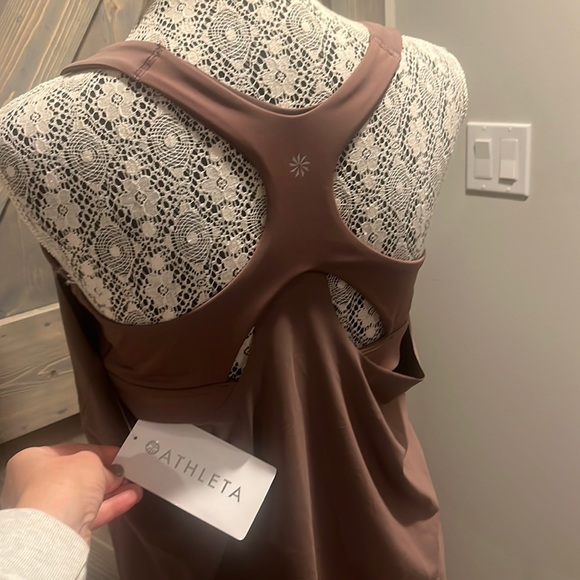 Athleta Tops - Ultimate 2-in-1 Support Top NWT